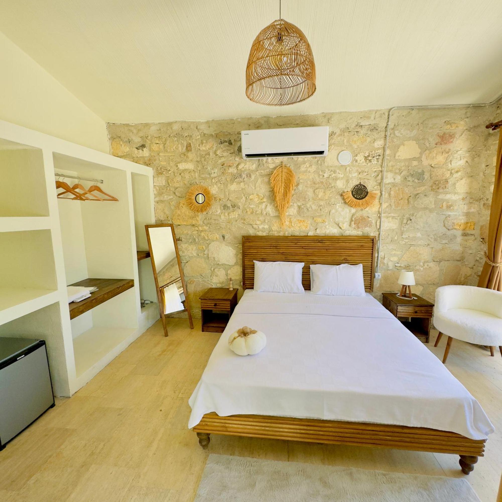 Ride And Stay Çeşme Exteriör bild