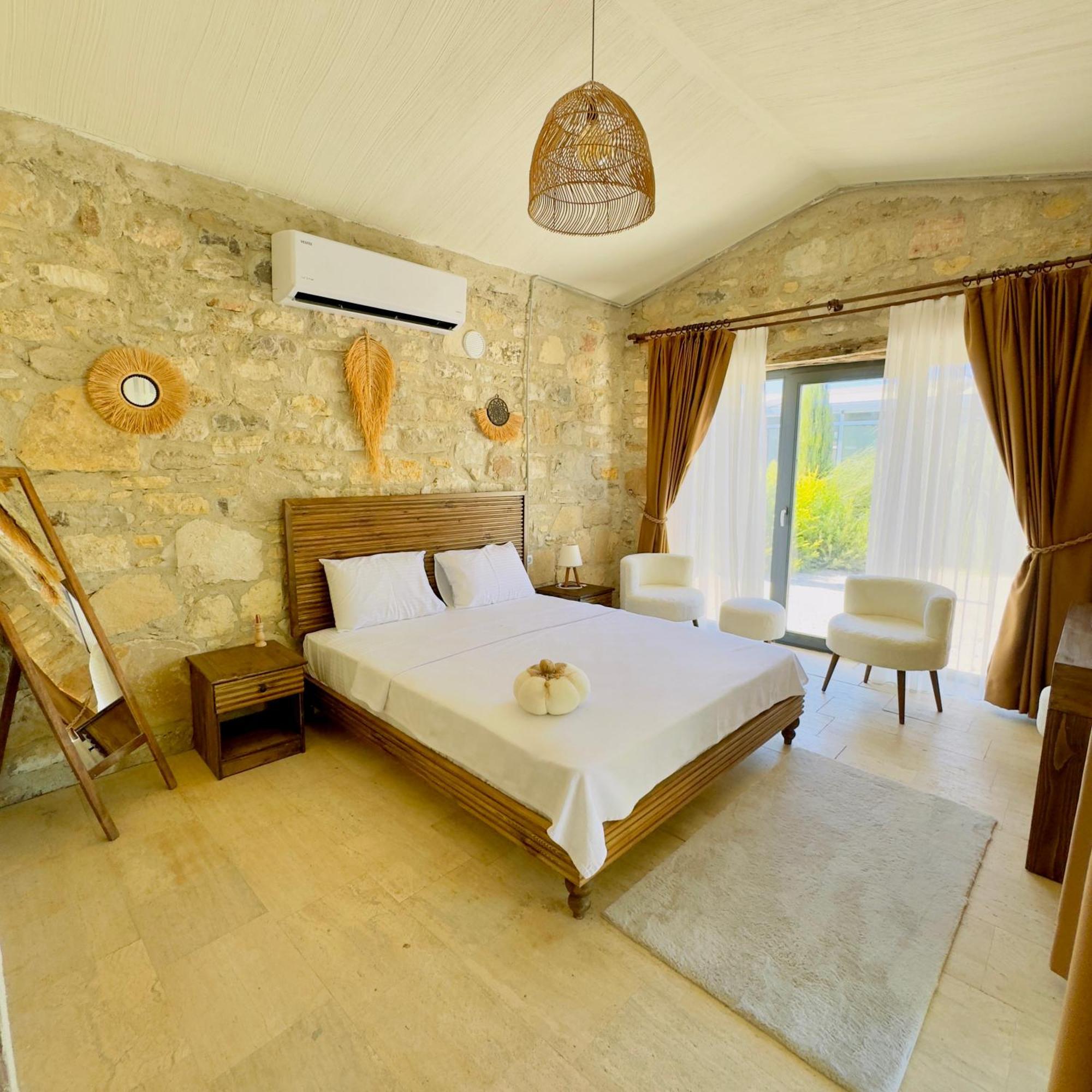 Ride And Stay Çeşme Exteriör bild