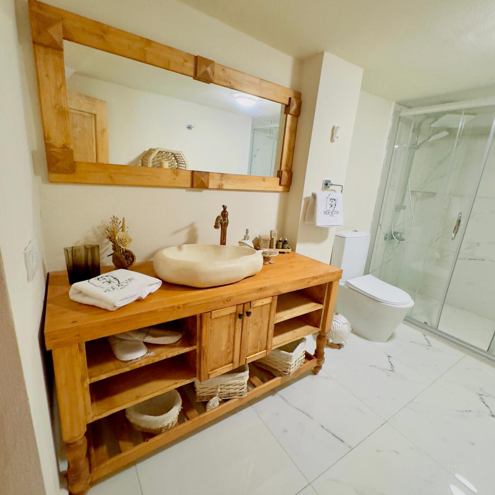 Ride And Stay Çeşme Exteriör bild
