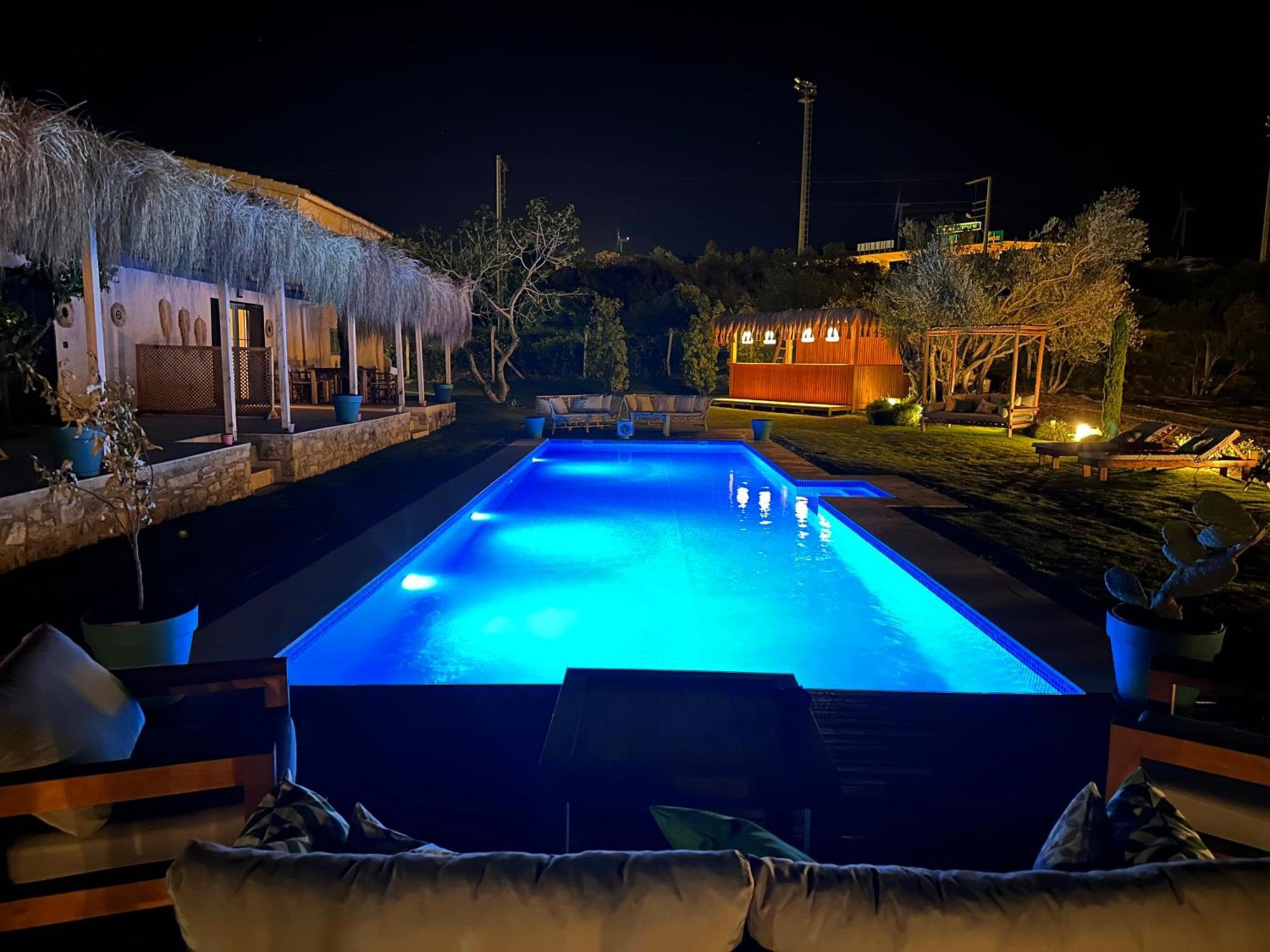 Ride And Stay Çeşme Exteriör bild