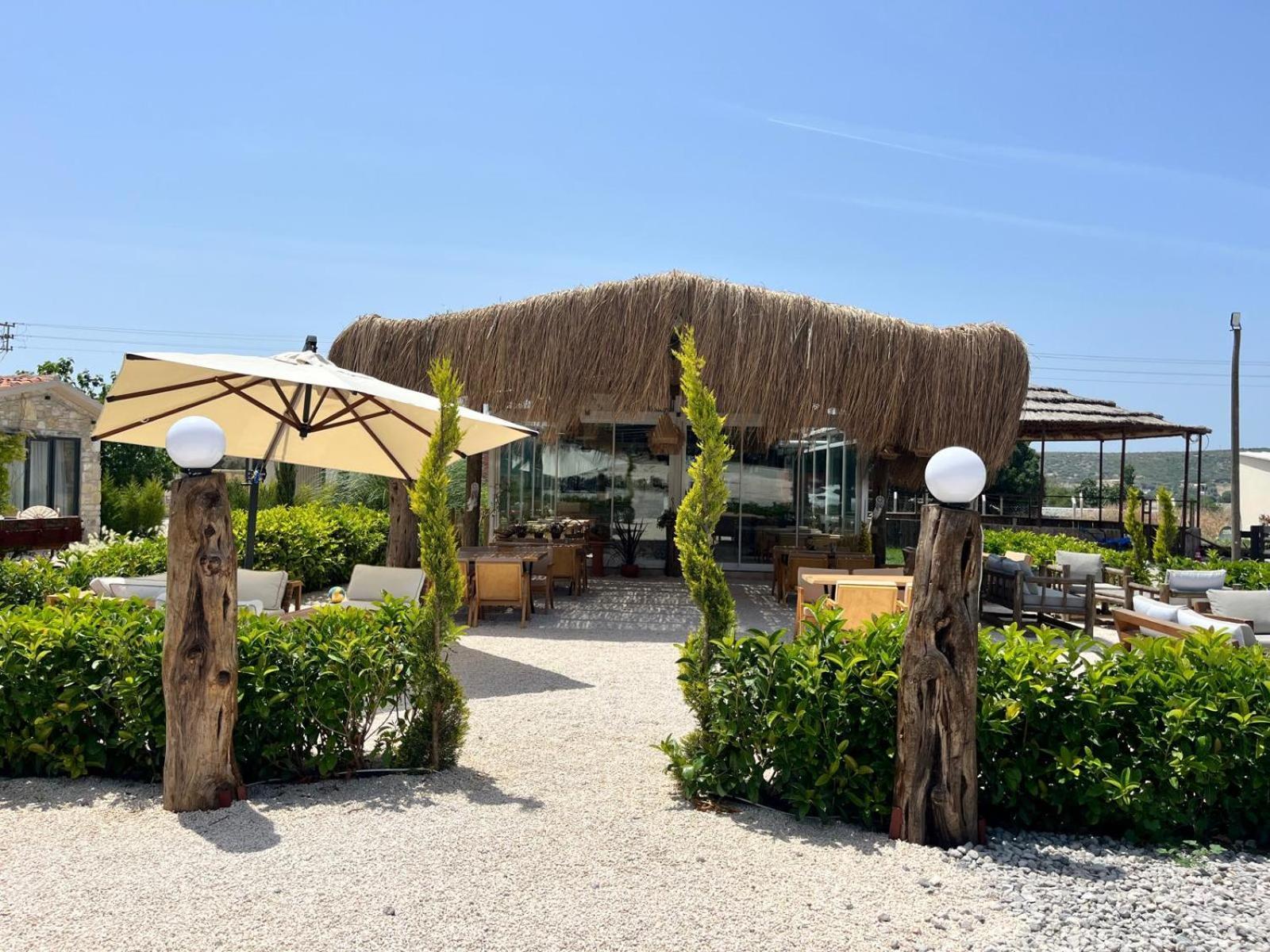 Ride And Stay Çeşme Exteriör bild