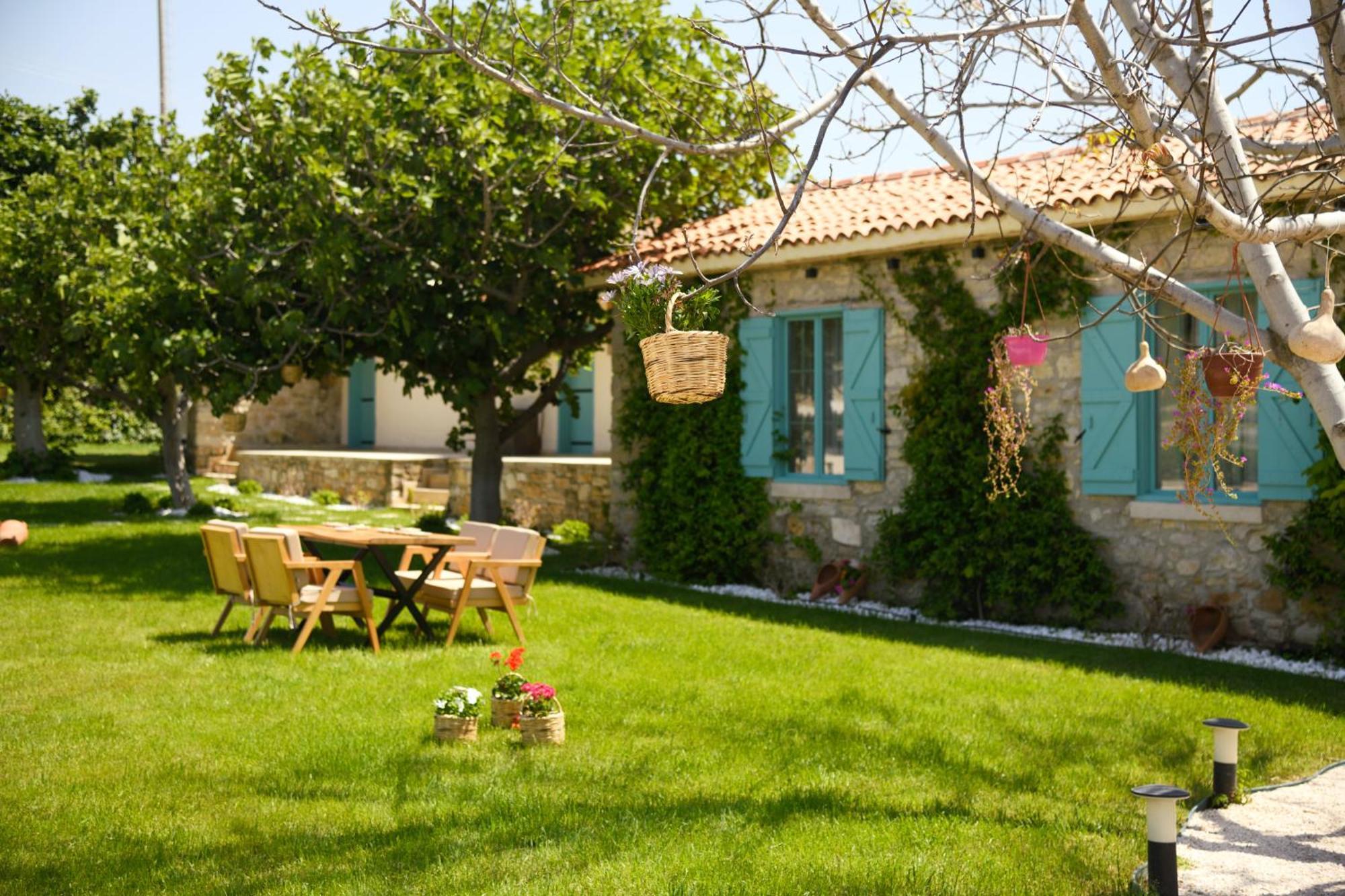 Ride And Stay Çeşme Exteriör bild
